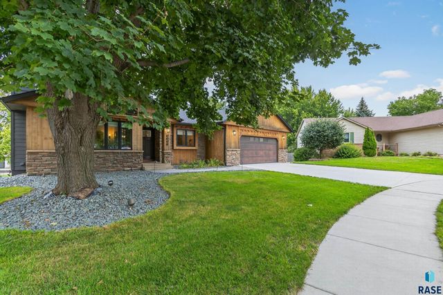 3006 E Marson Dr Drive, Sioux Falls, SD 57103