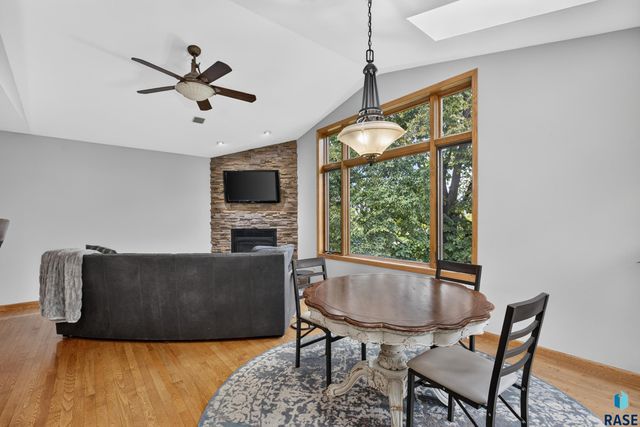 3006 E Marson Dr Drive, Sioux Falls, SD 57103