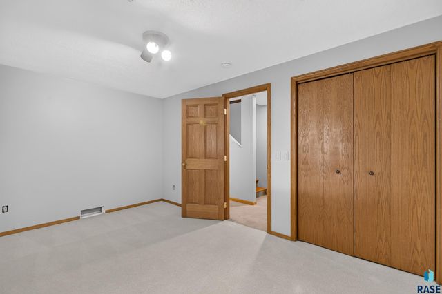3006 E Marson Dr Drive, Sioux Falls, SD 57103