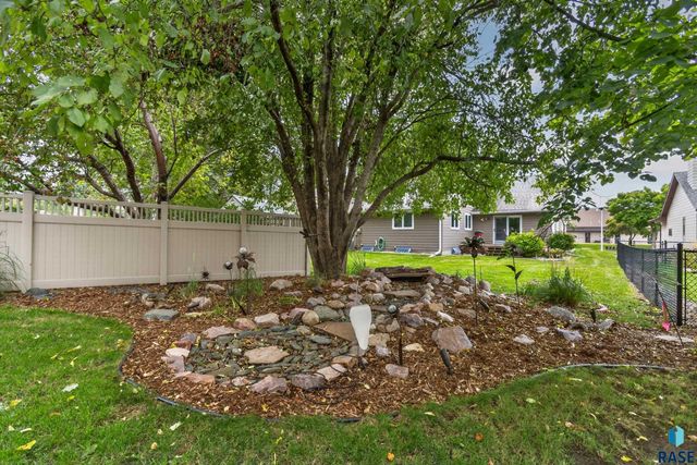 3006 E Marson Dr Drive, Sioux Falls, SD 57103