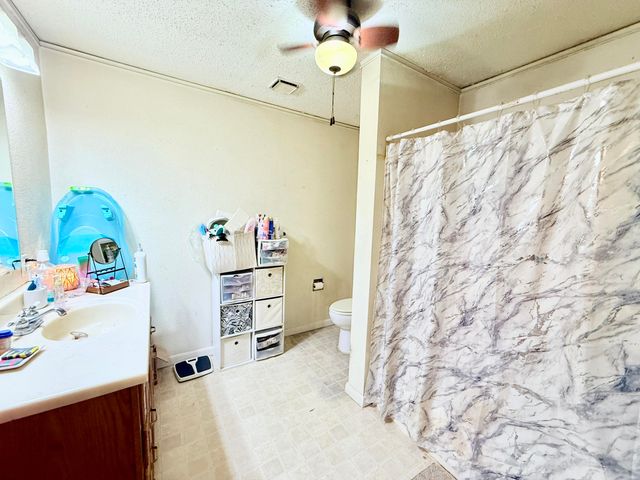 651 Plainview Drive, Houston, MO 65483