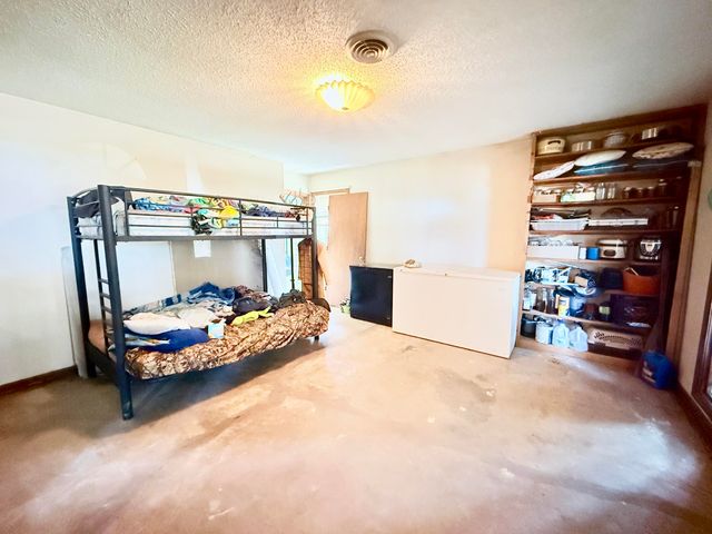 651 Plainview Drive, Houston, MO 65483