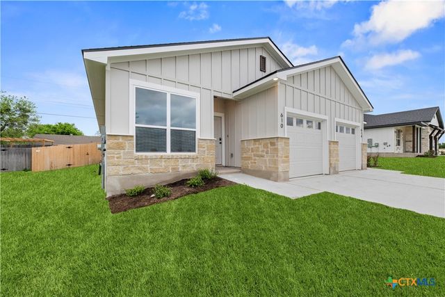 610 Campus Street, Troy, TX 76579