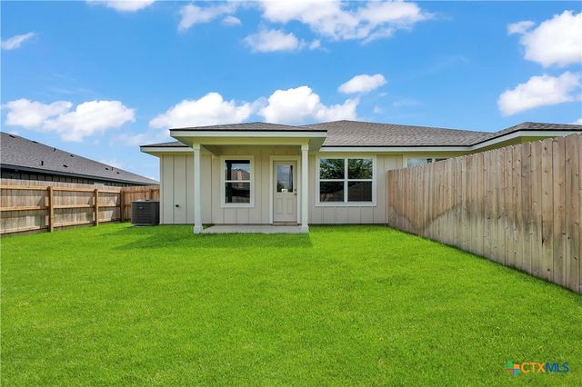 610 Campus Street, Troy, TX 76579