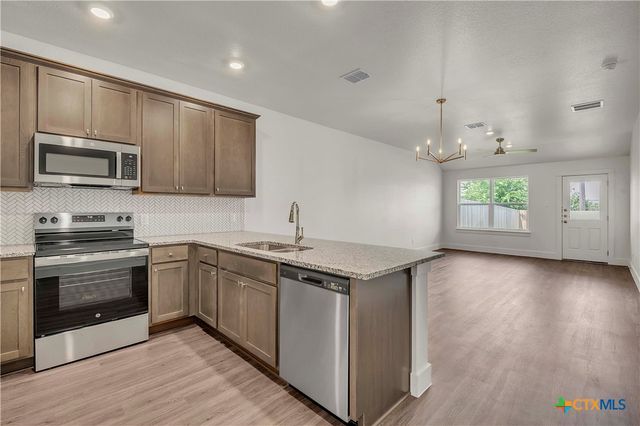 610 Campus Street, Troy, TX 76579