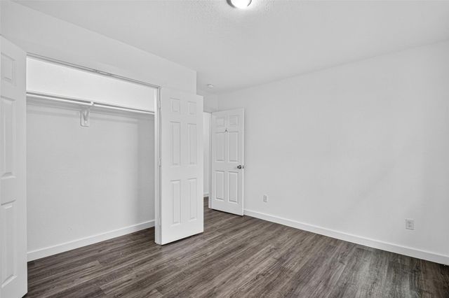 8637 Peachtree Street B, Houston, TX 77016