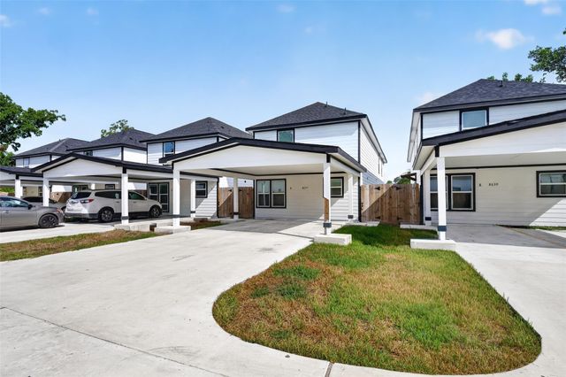 8637 Peachtree Street B, Houston, TX 77016