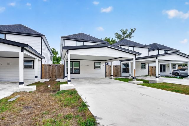 8637 Peachtree Street B, Houston, TX 77016