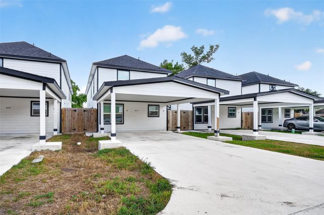 8637 Peachtree Street B, Houston, TX 77016
