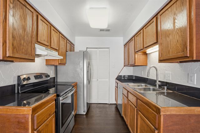 2240 Tarpley Road 293, Carrollton, TX 75006