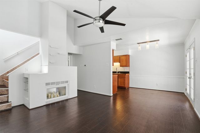 2240 Tarpley Road 293, Carrollton, TX 75006