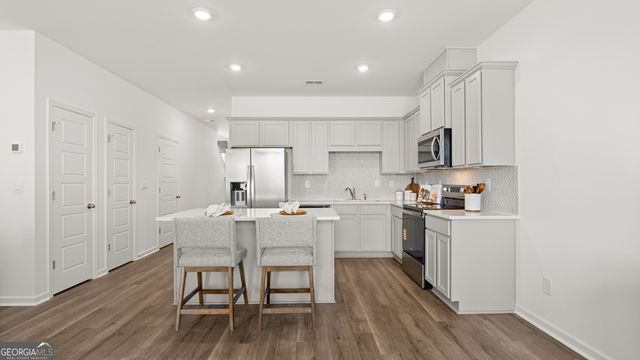 122 Kenmore Circle, Perry, GA 31069