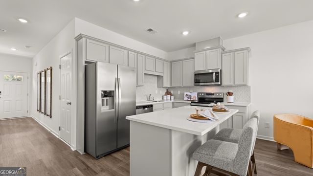 122 Kenmore Circle, Perry, GA 31069