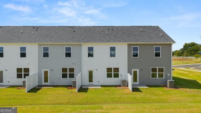 122 Kenmore Circle, Perry, GA 31069