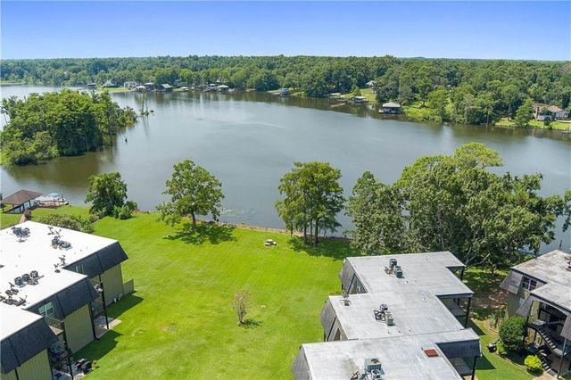 337 Riverbend Drive, Mobile, AL 36605