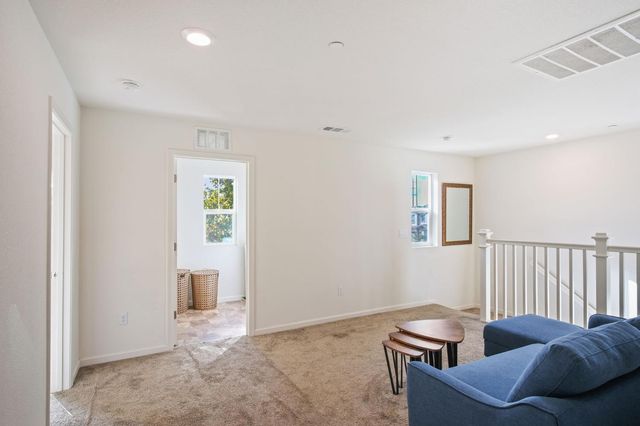 767 Day Break Way, Ceres, CA 95307