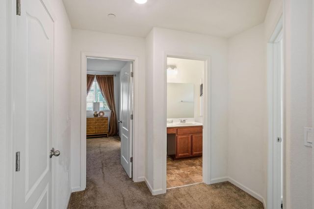 767 Day Break Way, Ceres, CA 95307