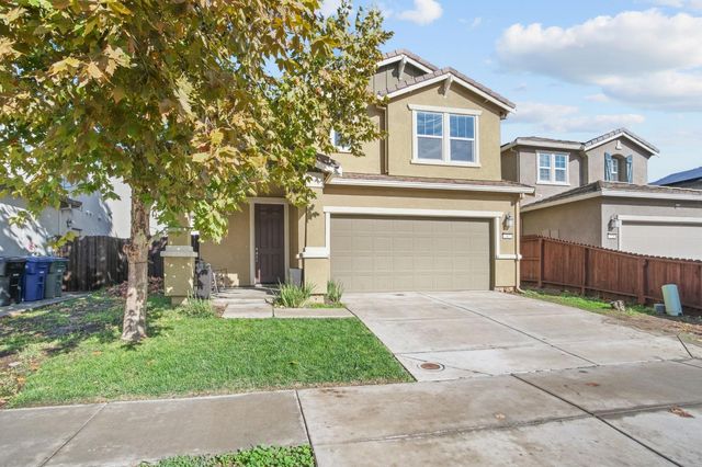 767 Day Break Way, Ceres, CA 95307