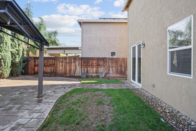 767 Day Break Way, Ceres, CA 95307