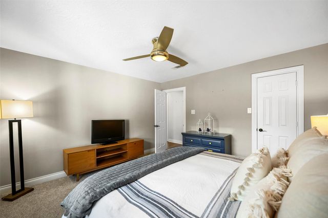 12176 Sagittarius Drive E, Willis, TX 77318