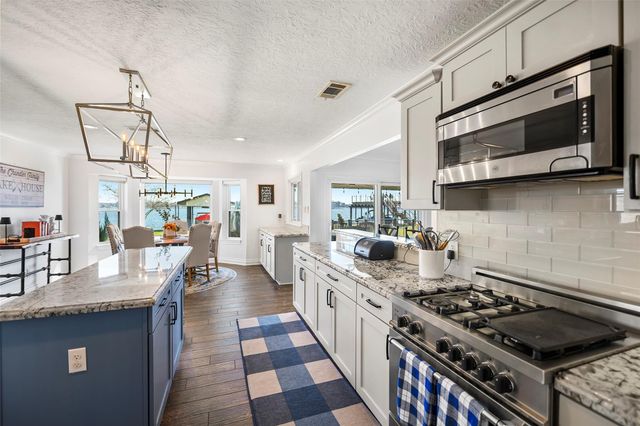 12176 Sagittarius Drive E, Willis, TX 77318