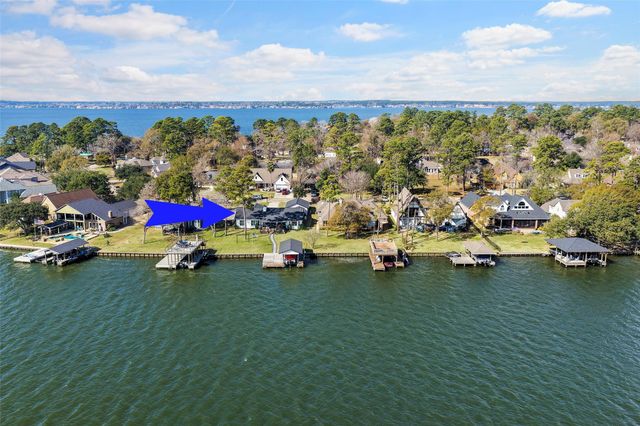 12176 Sagittarius Drive E, Willis, TX 77318