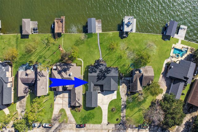 12176 Sagittarius Drive E, Willis, TX 77318