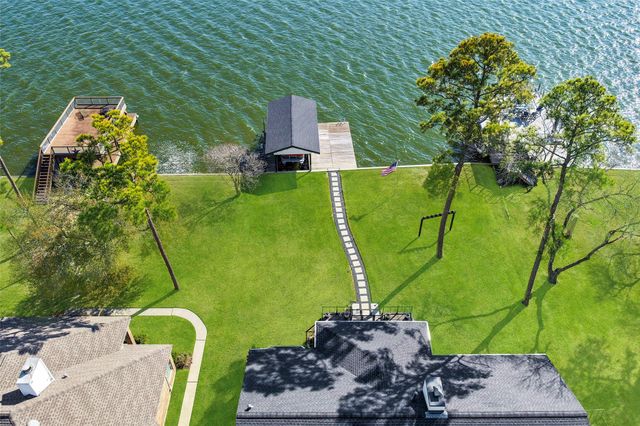 12176 Sagittarius Drive E, Willis, TX 77318