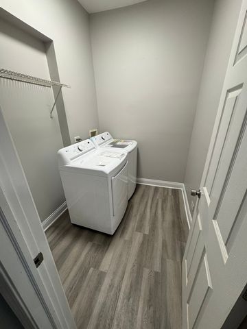 3548 W 13th Place 2F, Chicago, IL 60623