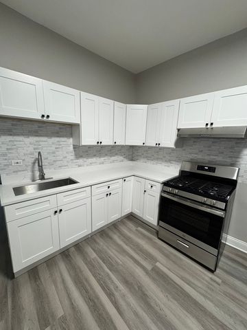 3548 W 13th Place 2F, Chicago, IL 60623