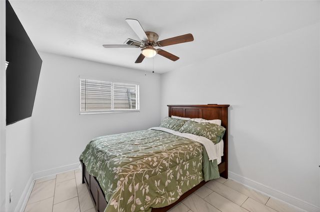 11230 Bandlon Drive, Houston, TX 77072