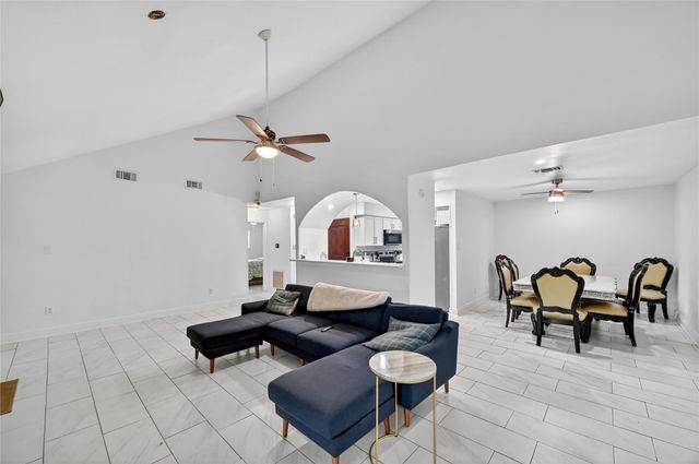 11230 Bandlon Drive, Houston, TX 77072