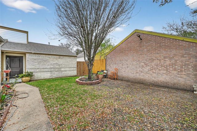 11230 Bandlon Drive, Houston, TX 77072