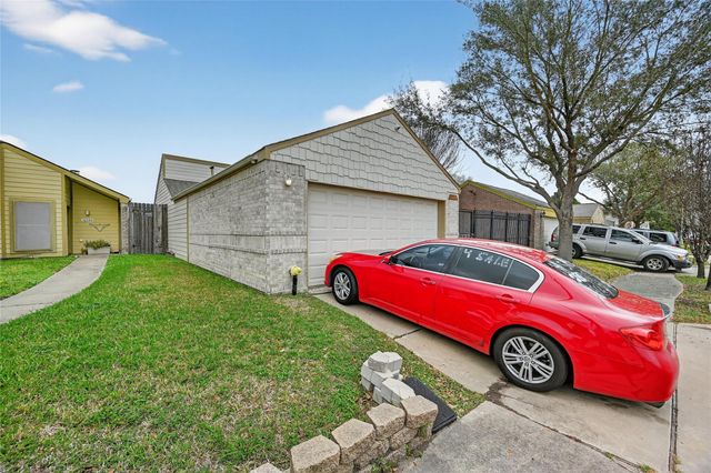 11230 Bandlon Drive, Houston, TX 77072