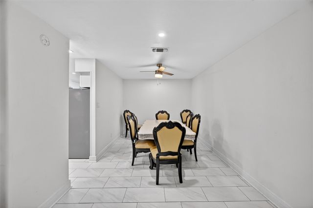 11230 Bandlon Drive, Houston, TX 77072