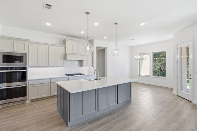 131 Oak Meadow Lane, Weatherford, TX 76085