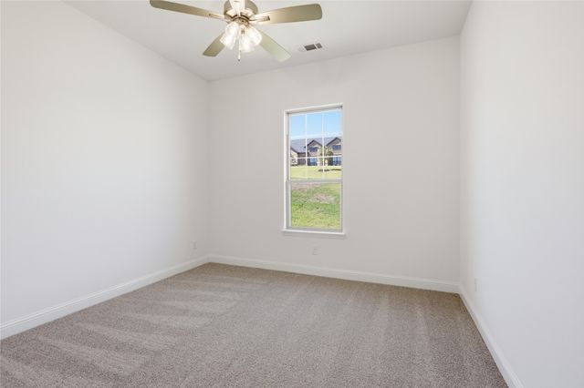 131 Oak Meadow Lane, Weatherford, TX 76085