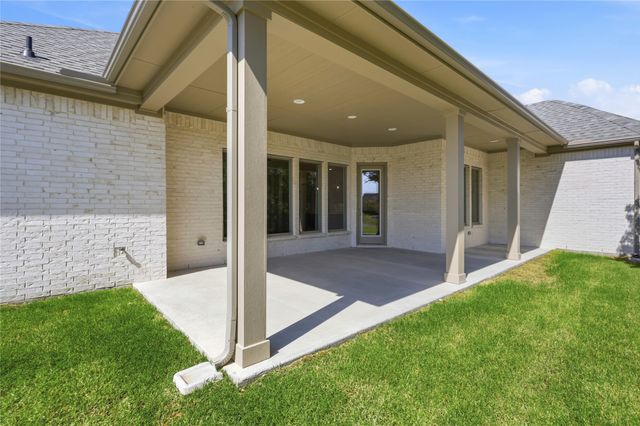 131 Oak Meadow Lane, Weatherford, TX 76085