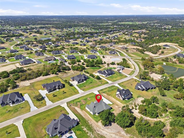 131 Oak Meadow Lane, Weatherford, TX 76085