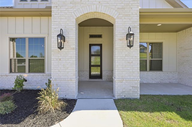 131 Oak Meadow Lane, Weatherford, TX 76085