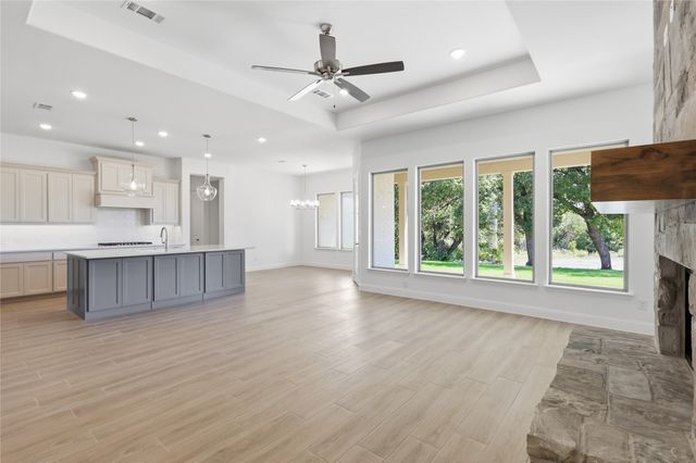 131 Oak Meadow Lane, Weatherford, TX 76085