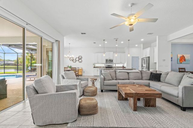 225 Moses Creek Blvd, St Augustine, FL 32086