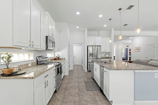 225 Moses Creek Blvd, St Augustine, FL 32086