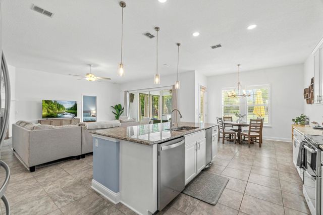 225 Moses Creek Blvd, St Augustine, FL 32086