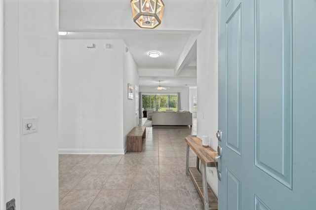 225 Moses Creek Blvd, St Augustine, FL 32086