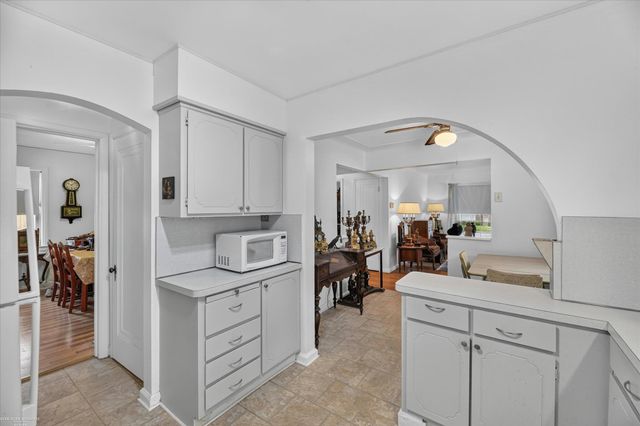 1114 Burlington Drive, Mount Clemens, MI 48043