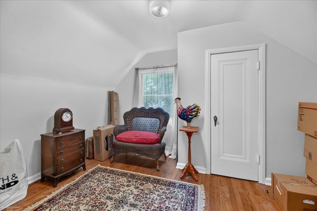 1114 Burlington Drive, Mount Clemens, MI 48043