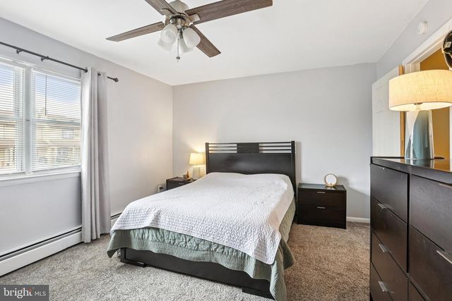 2402 WALNUT RIDGE EST, Pottstown, PA 19464