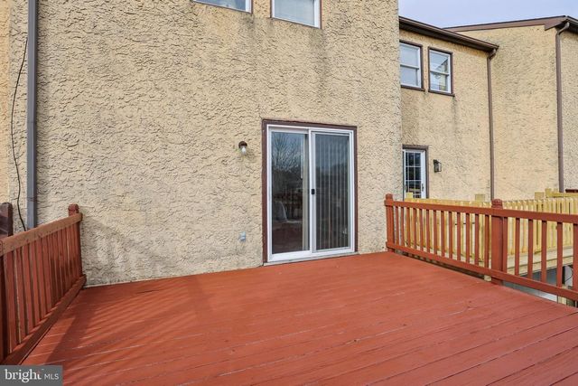 2402 WALNUT RIDGE EST, Pottstown, PA 19464