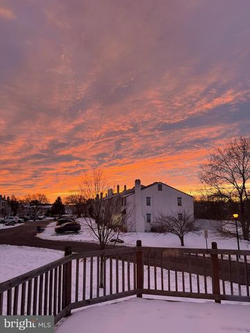 2402 WALNUT RIDGE EST, Pottstown, PA 19464